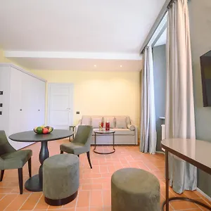  Bed and breakfast Palazzo Froussard And Living